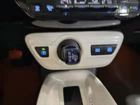 Toyota Prius (2017) thumbnail 56