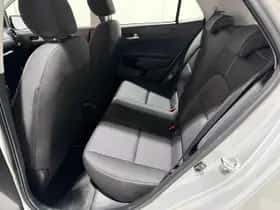 Kia Picanto (2023) thumbnail 24