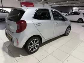 Kia Picanto (2023) thumbnail 32
