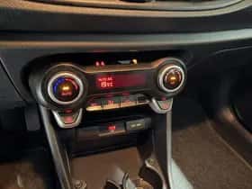 Kia Picanto (2023) thumbnail 45