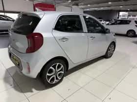 Kia Picanto (2023) thumbnail 7