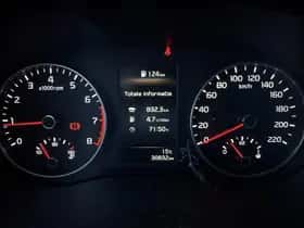 Kia Picanto (2023) thumbnail 40