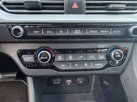Kia Niro (2022) thumbnail 41