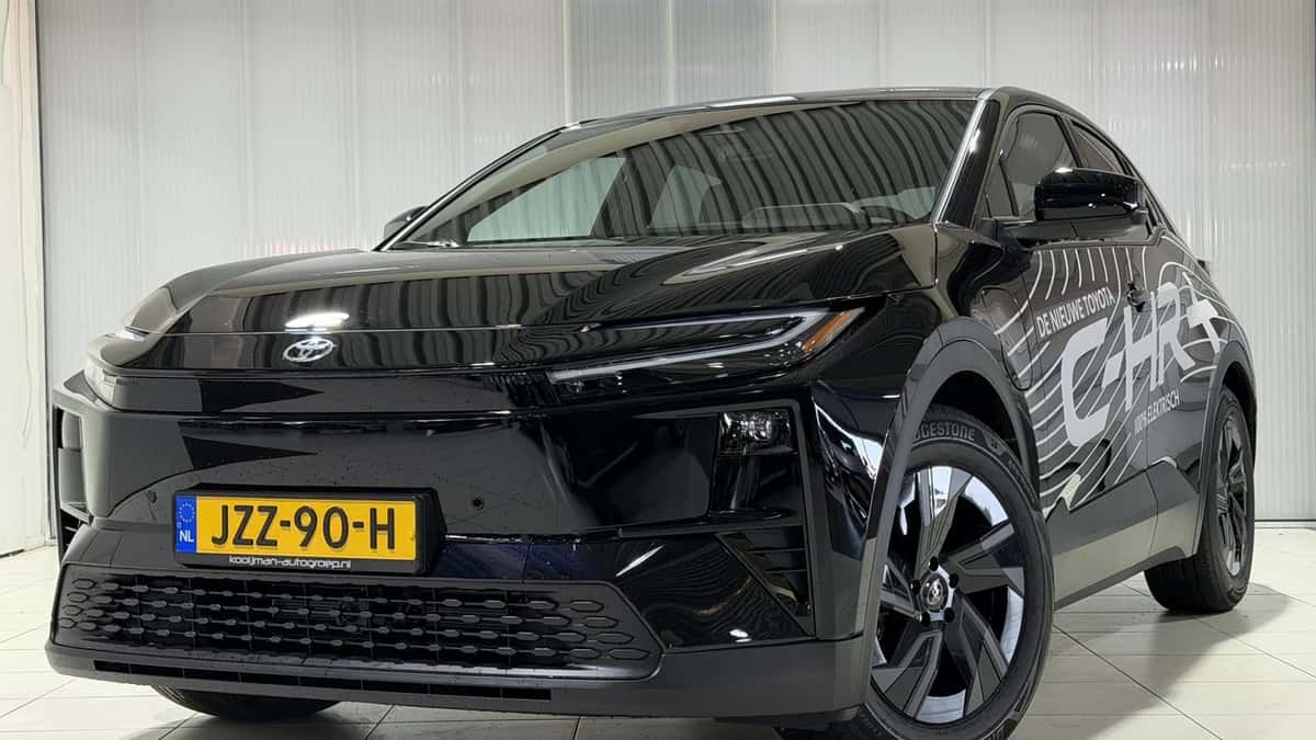 Toyota Chr-plus (2026) — foto 1