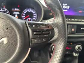 Kia Picanto (2022) thumbnail 11