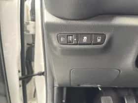 Kia Picanto (2022) thumbnail 15