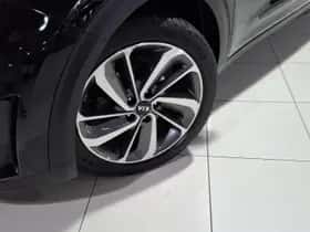 Kia Niro (2019) thumbnail 2