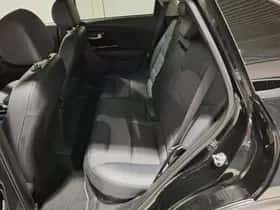 Kia Niro (2019) thumbnail 47
