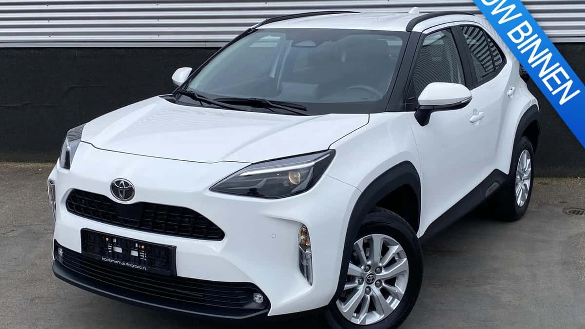 Toyota Yaris-cross (2024) — foto 1