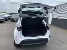 Toyota Yaris-cross (2024) thumbnail 6