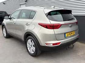Kia Sportage (2016) thumbnail 38