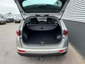 Kia Sportage (2016) thumbnail 42