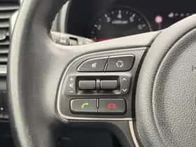 Kia Sportage (2016) thumbnail 46