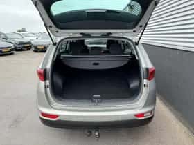 Kia Sportage (2016) thumbnail 9