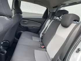 Toyota Yaris (2018) thumbnail 29