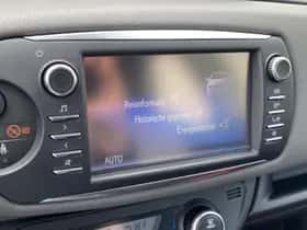 Toyota Yaris (2018) thumbnail 38