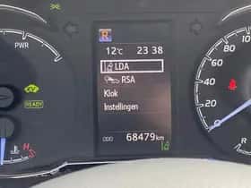 Toyota Yaris (2018) thumbnail 77