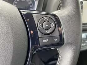 Toyota Yaris (2018) thumbnail 83
