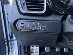 Kia Proceed (2023) thumbnail 22