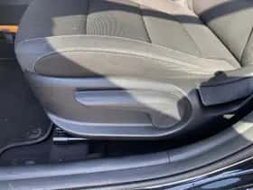 Kia Rio (2018) thumbnail 23