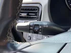 Kia Rio (2018) thumbnail 26