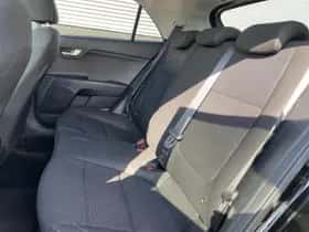 Kia Rio (2018) thumbnail 46