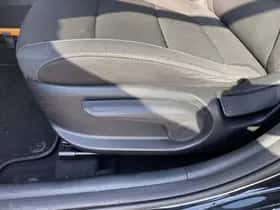 Kia Rio (2018) thumbnail 76