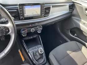 Kia Rio (2018) thumbnail 88
