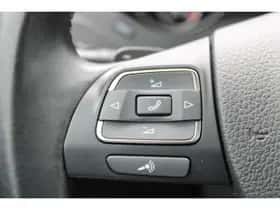 Volkswagen Jetta (2013) thumbnail 25