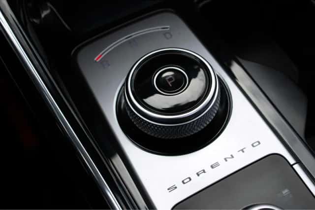 Kia Sorento (2022) thumbnail 34