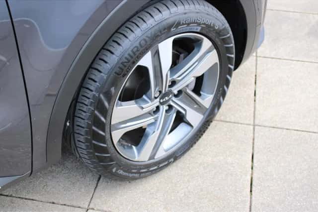 Kia Sorento (2022) thumbnail 9
