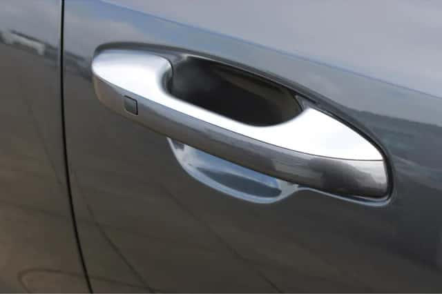 Kia Sorento (2022) thumbnail 10