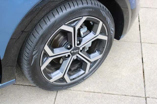Kia Niro (2025) thumbnail 12