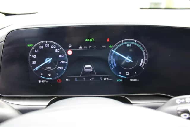 Kia Niro (2025) thumbnail 24
