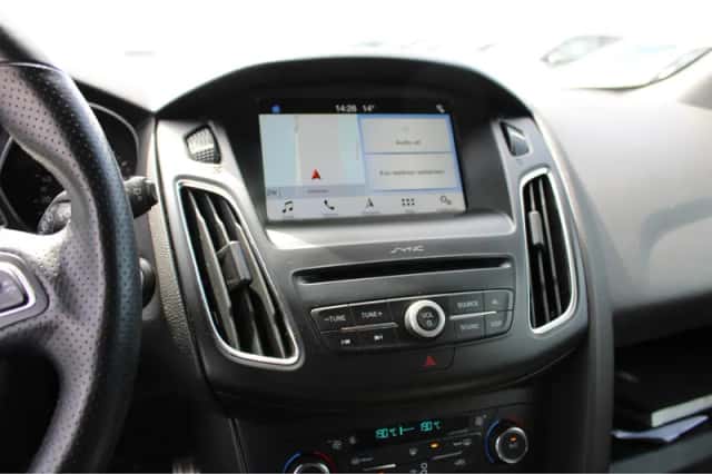 Ford Focus (2017) thumbnail 18