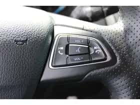 Ford Focus (2017) thumbnail 24