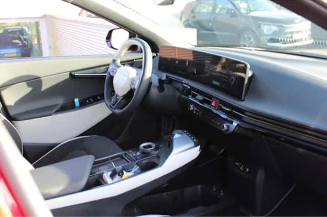 Kia EV6 (2026) thumbnail 12