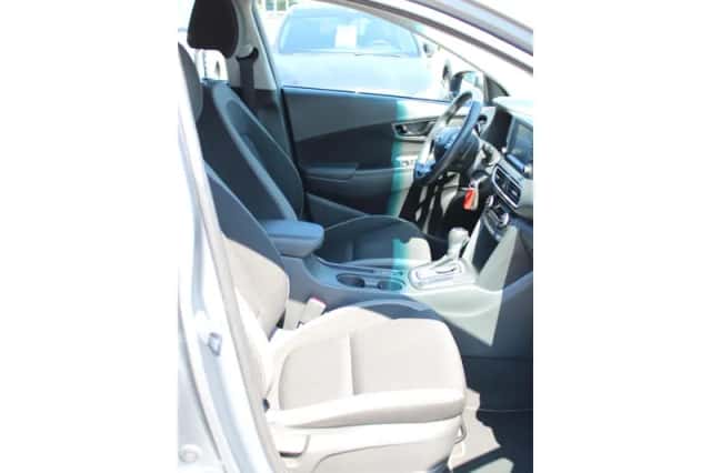 Hyundai Kona (2019) thumbnail 8