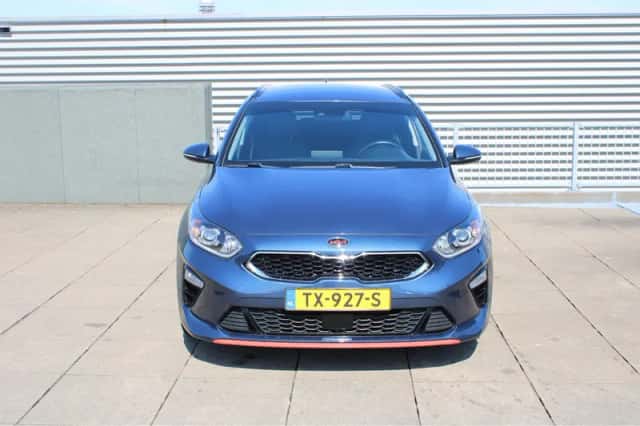 Kia Ceed Sportswagon (2018) thumbnail 8