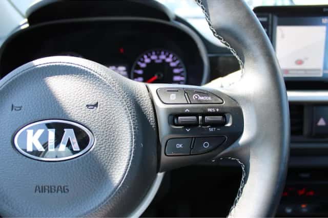 Kia Picanto (2017) thumbnail 16