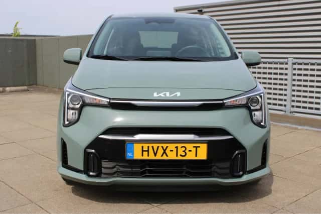 Kia Picanto (2025) thumbnail 3