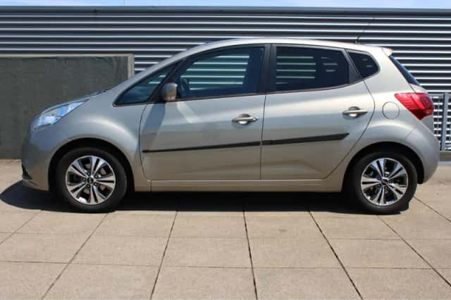 Kia Venga (2017) thumbnail 4
