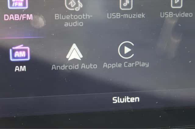 Kia Stonic (2021) thumbnail 27