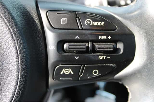Kia Stonic (2021) thumbnail 30