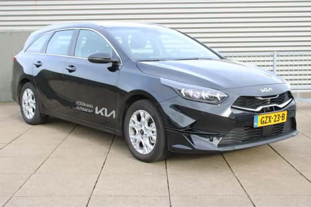 Kia Ceed Sportswagon (2025) thumbnail 2