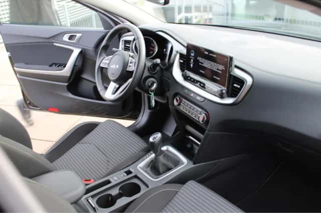 Kia Ceed Sportswagon (2025) thumbnail 11