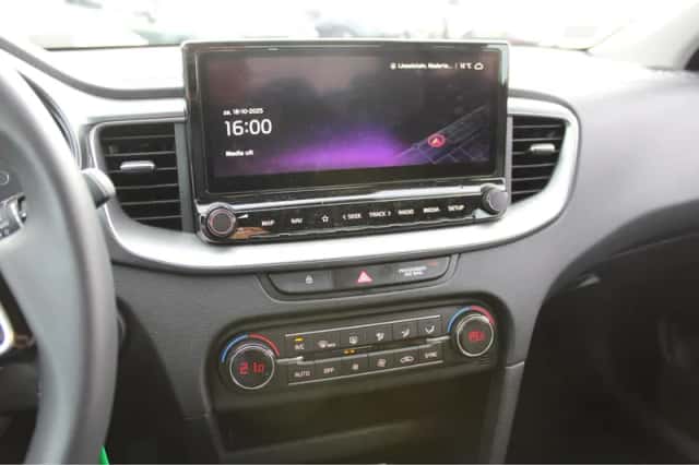 Kia Ceed Sportswagon (2025) thumbnail 16