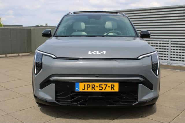 Kia EV3 (2025) thumbnail 3