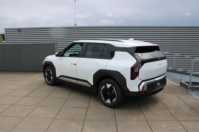 Kia EV3 (2026) thumbnail 4