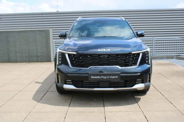 Kia Sorento (2026) thumbnail 3